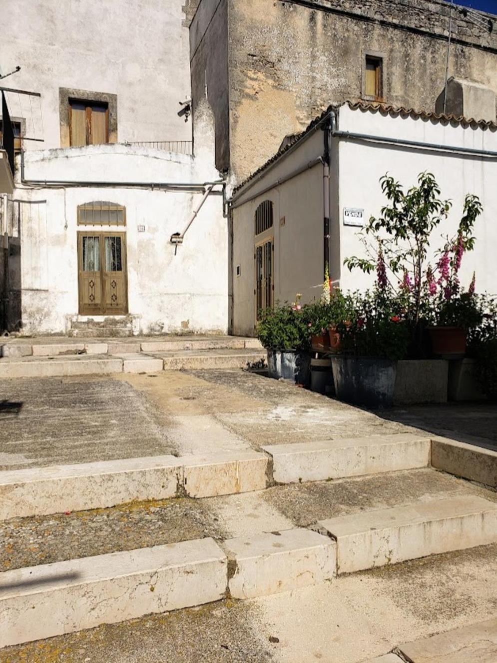 Casa Rione Medievale Villa Monte Sant'Angelo Exterior photo